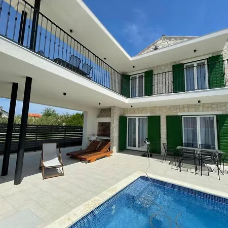 Pietra Lucente * Privlaka (Zadar)