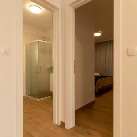 Pietra Lucente Privlaka (Zadar)
