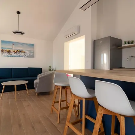 Pietra Lucente * Privlaka (Zadar)